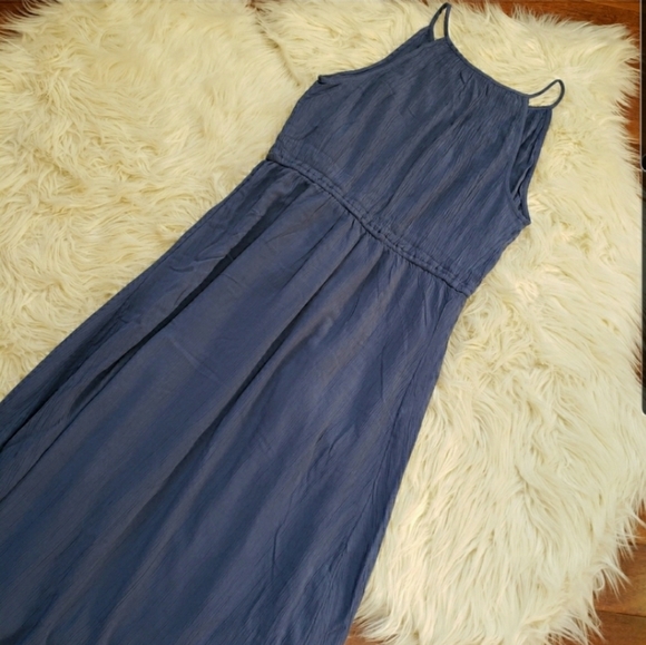 NWOT Gap Crinkle Halter Midi Dress - Picture 4 of 5